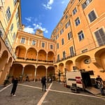 Posizionamento di OB1 nella chiostrina del Teatro dei Ginnasi